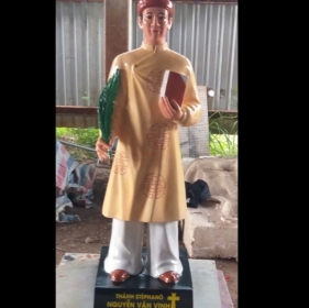 Điêu khắc tượng công giáo